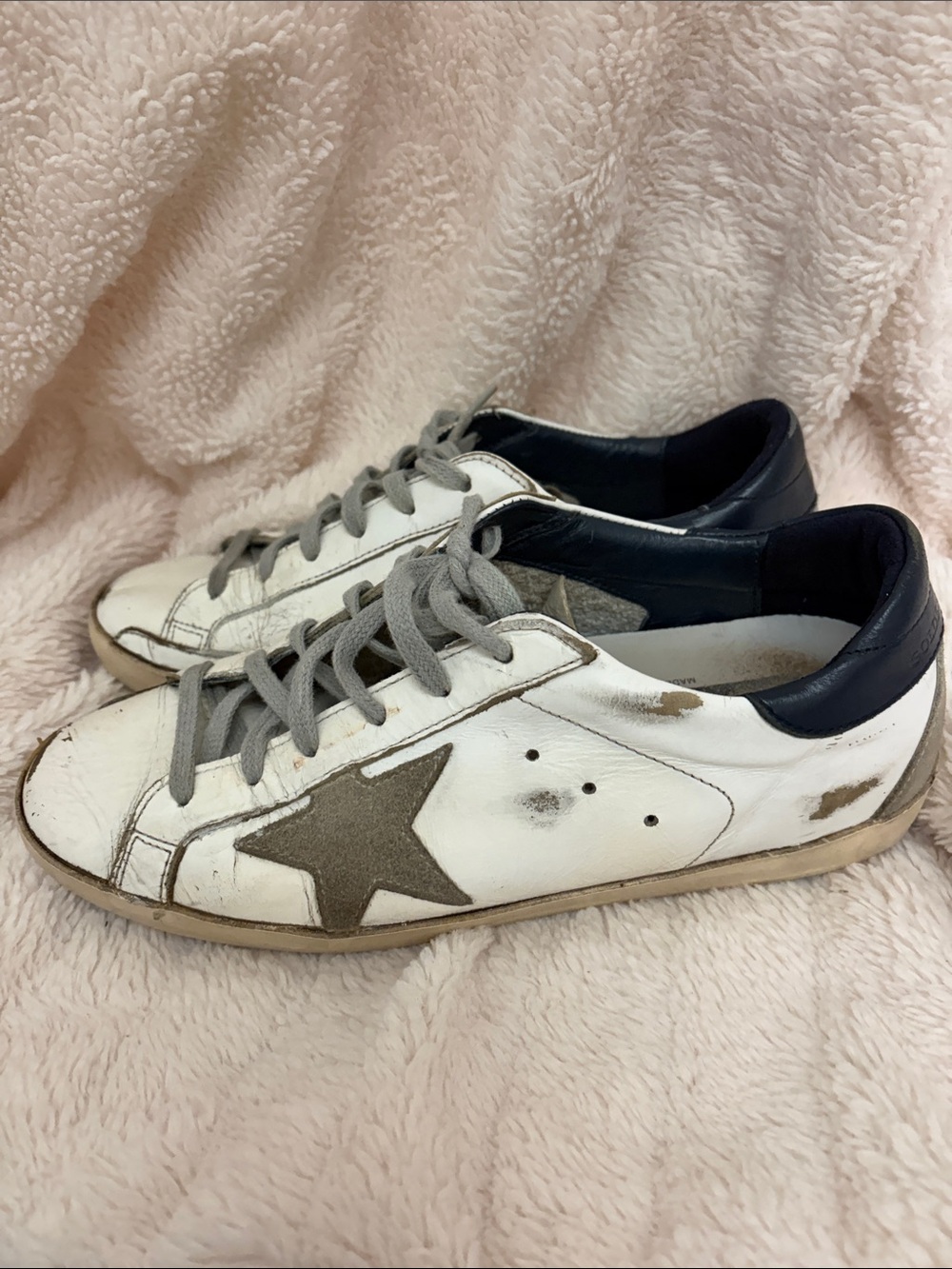 GGDB/SSTAR golden goose ladies, sneakers size 38, which equals a 8 1/2 - Picture 2 of 9